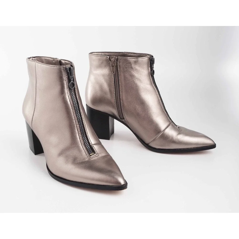 Sole Society Desiray Metallic Pewter Front Zip Pointed Toe Ankle Boots 7.5
